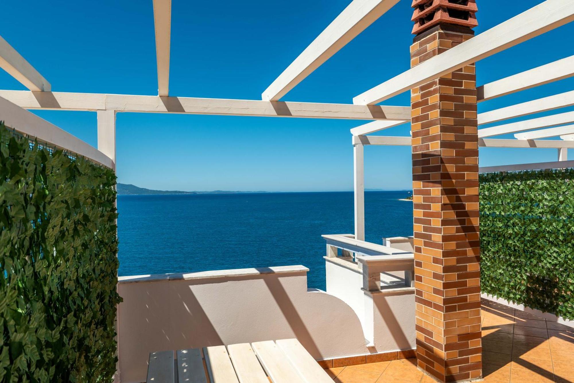 Erdano Hotel
